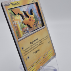 Carte 3D Pikachu holo McDo